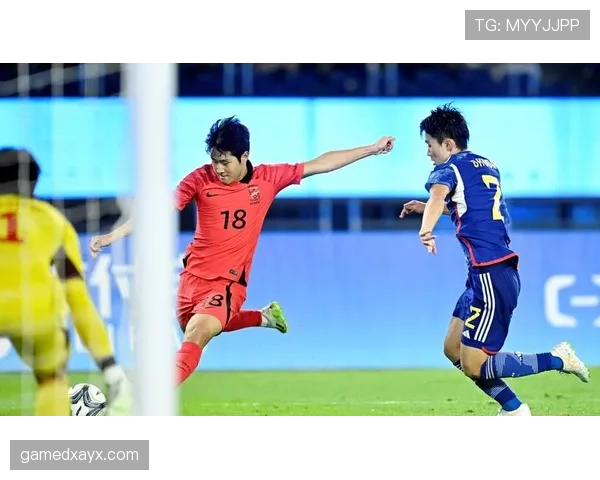 亚运会足球赛精彩进球频现，球队稳健表现点燃观众期待