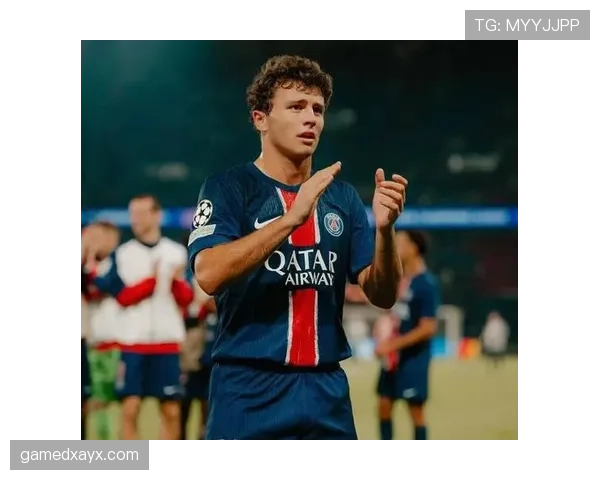 从后场出球点到前场连接器:维蒂尼亚的战术进化 从后场出球点到前场连接器:维蒂尼亚的战术进化