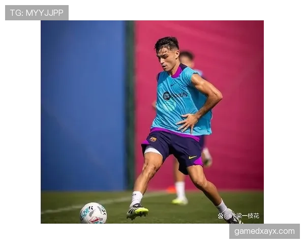 佩德里 vs 伊涅斯塔：小空间控球与出球能力对比分析