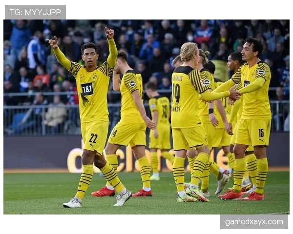 中场结构松散：多特蒙德为何难以稳定节奏？