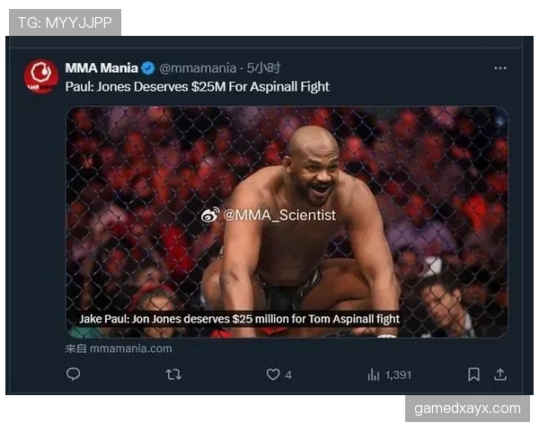 乔恩·琼斯居然把健身房当家了？天天打卡连女朋友都快见不到了吧！